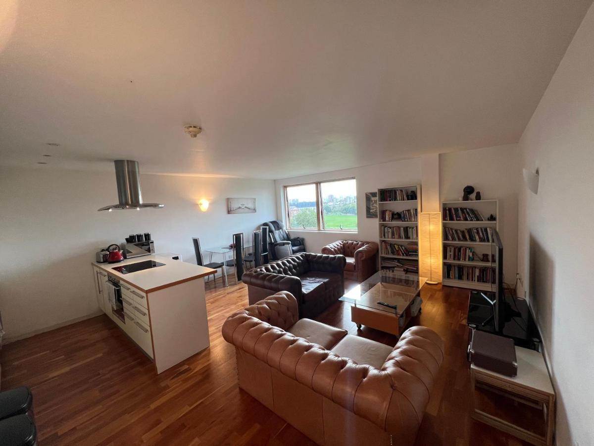 2 Bed 2 Bath Luxury Apartment In Central Londen Buitenkant foto